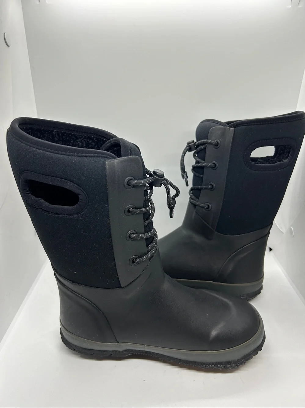 Children's Bogs Arcata Waterproof Lace Up Boot Black Rubber/Nylon Jersey Size 3